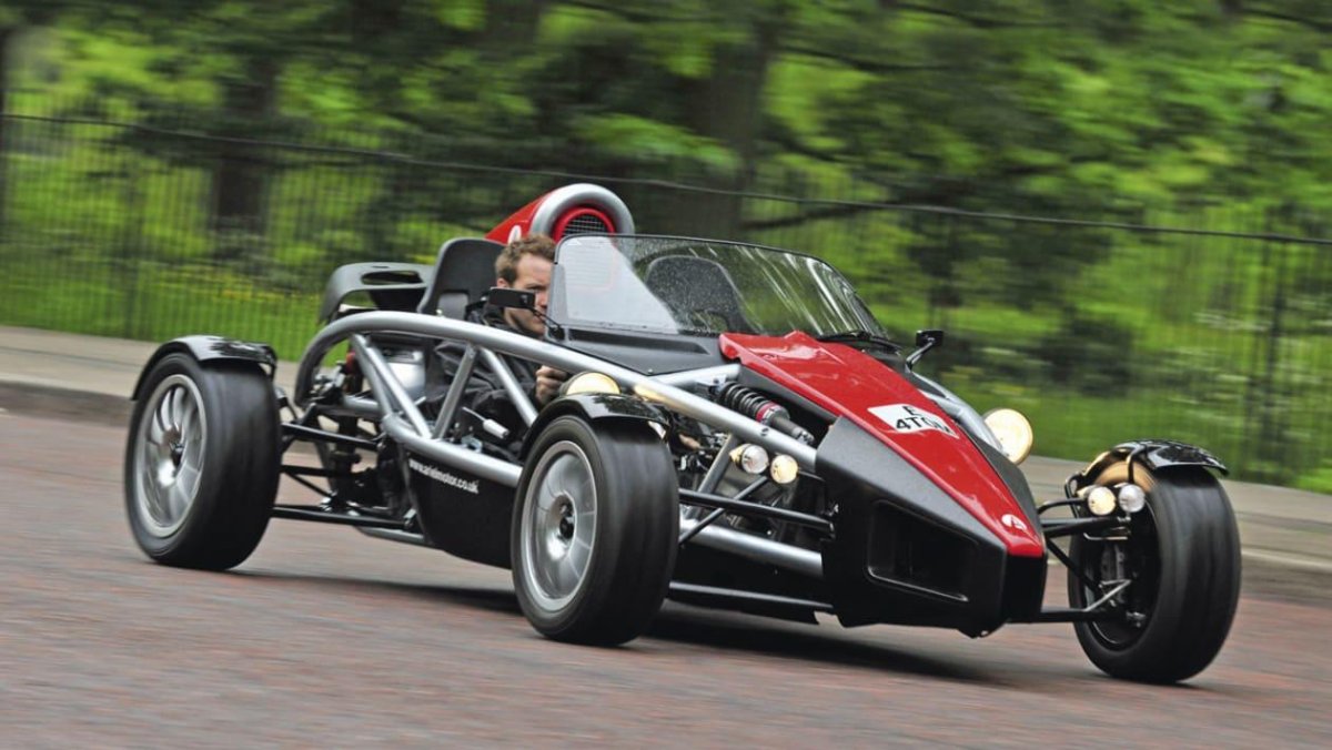Ariel Atom v12