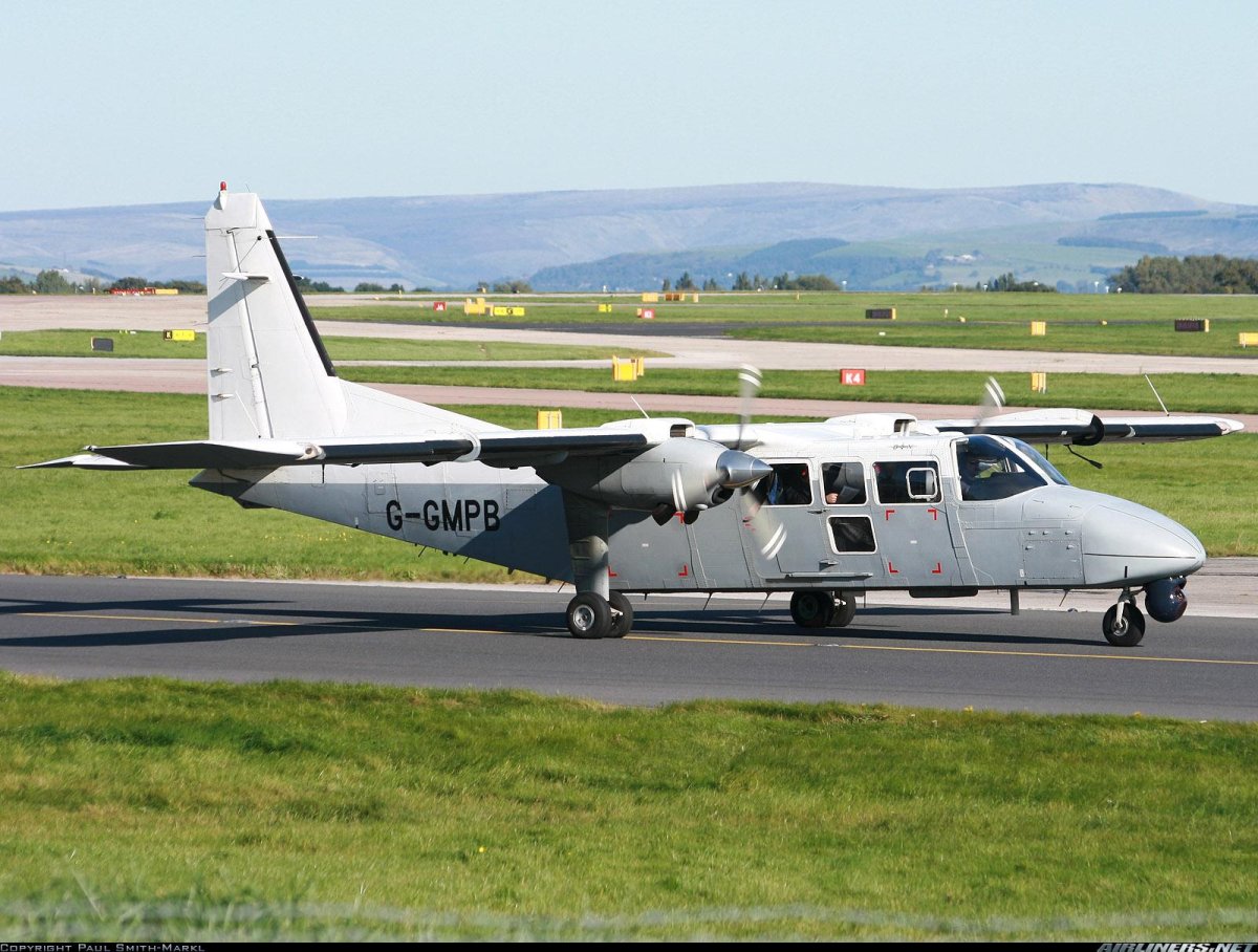 Бриттен-Норман Айлендер самолет