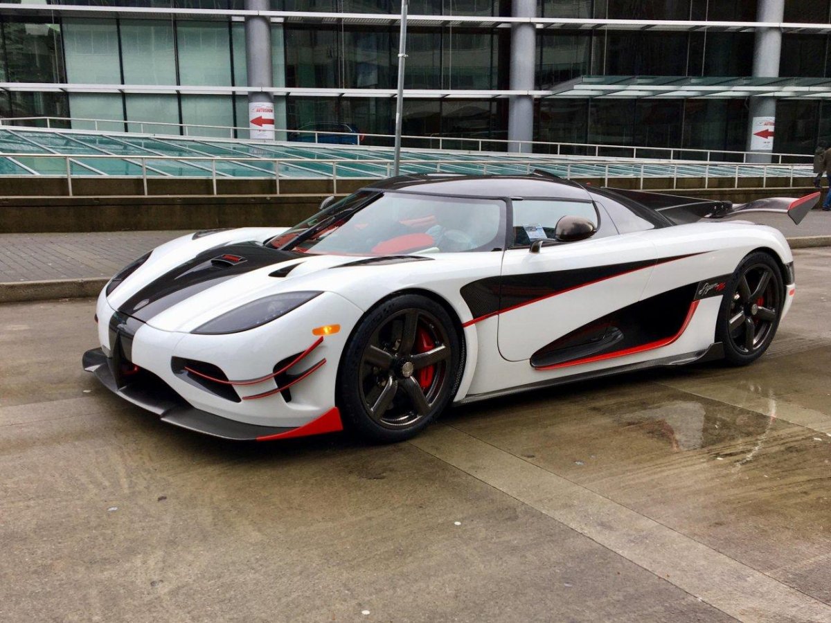 Гиперкар Koenigsegg Agera