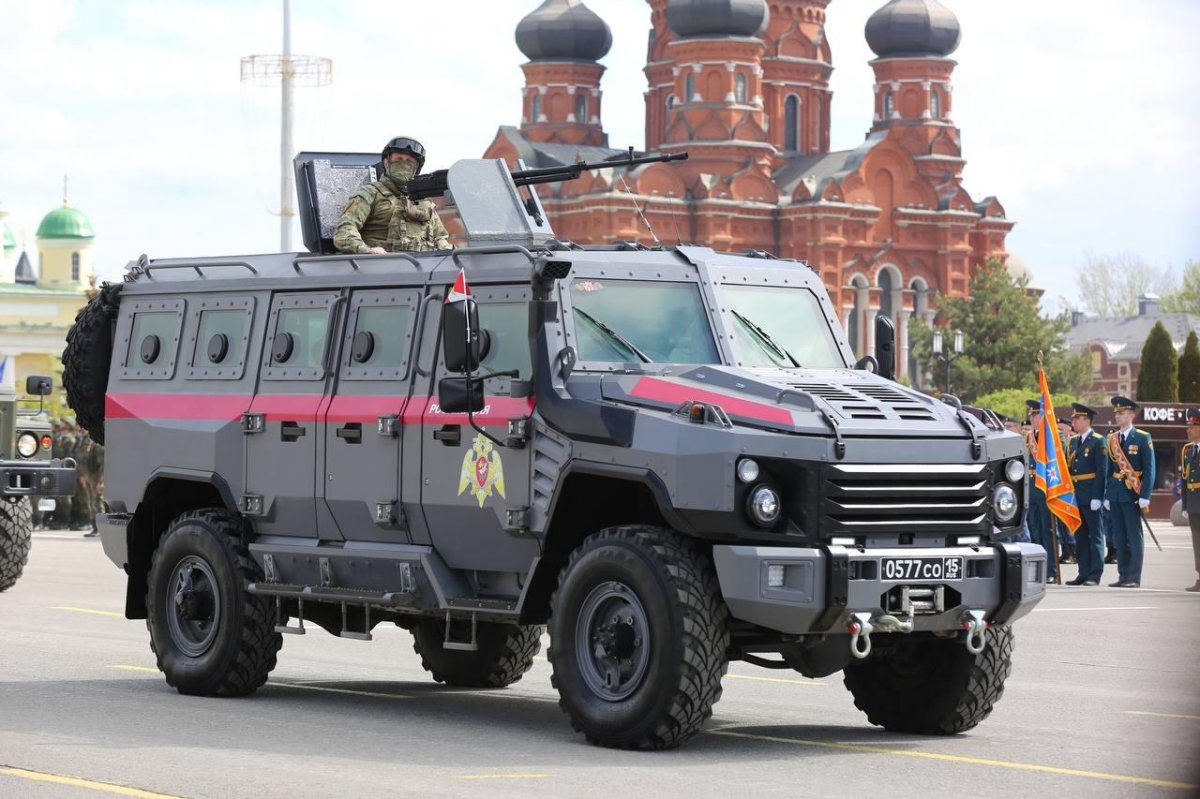 Бронеавтомобиль Buran