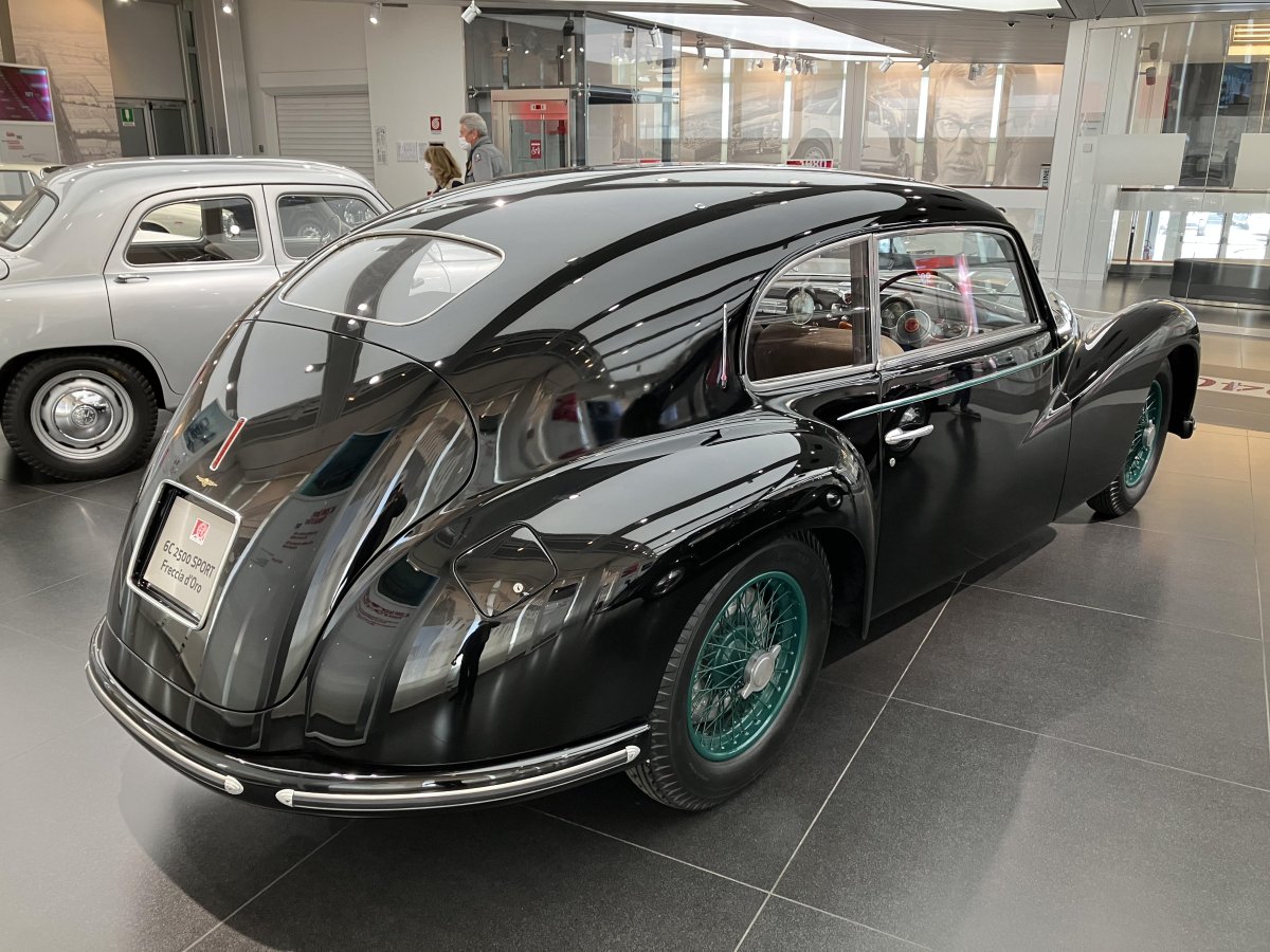 Alfa Romeo 6c 2500 Freccia d'Oro