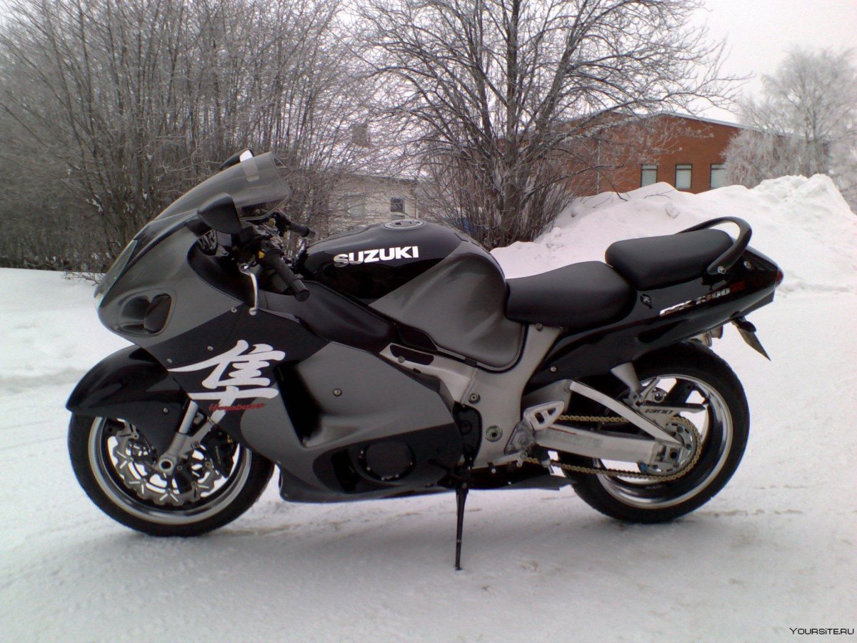 Мотоцикл 2000 кубов