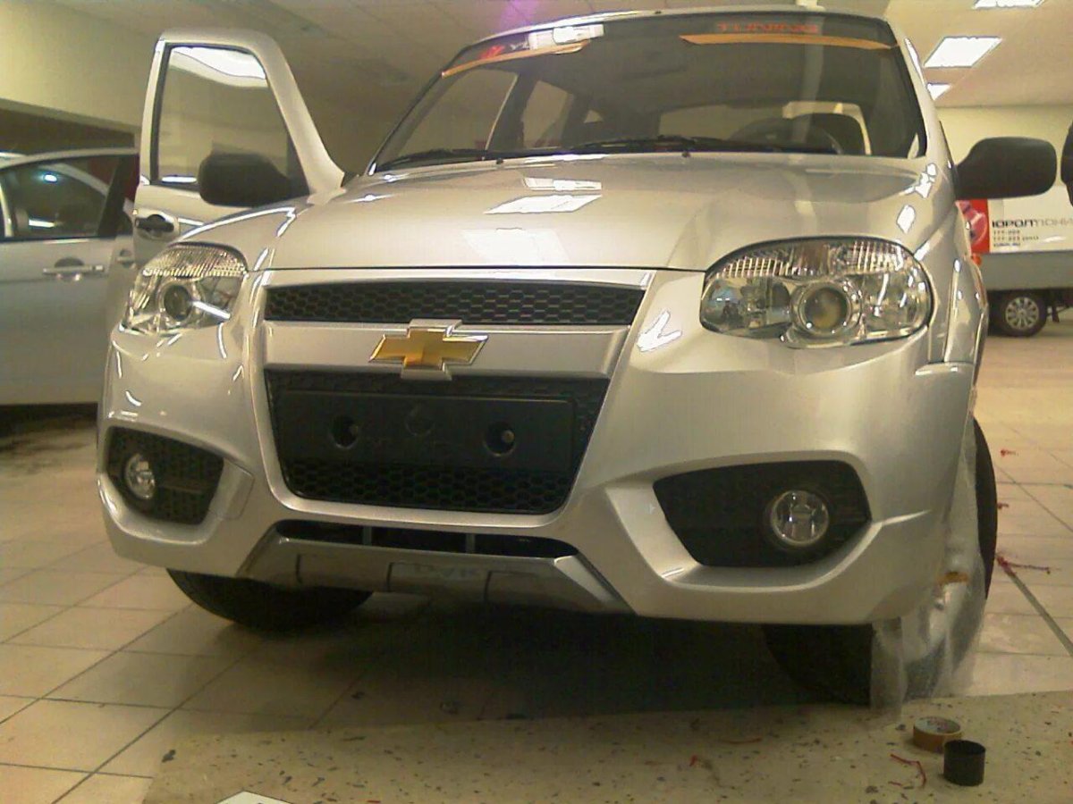 Шевроле Нива бампер Dakar