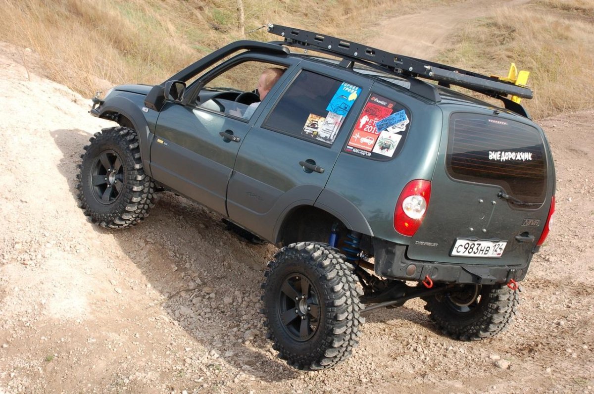 Chevrolet Niva внедорожный