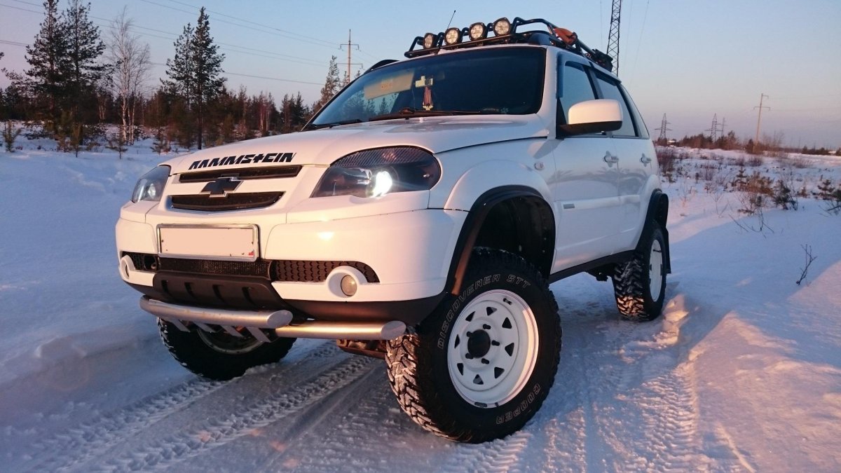 Нива Шевроле внедорожная