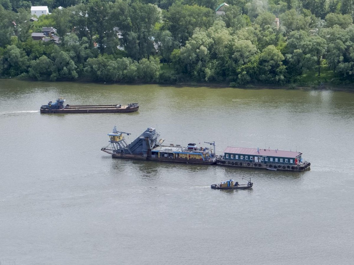 Камский 212 земснаряд