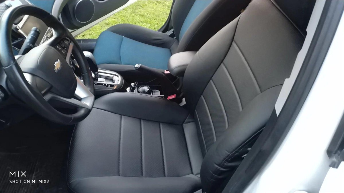 Чехлы на Шевроле Круз седан