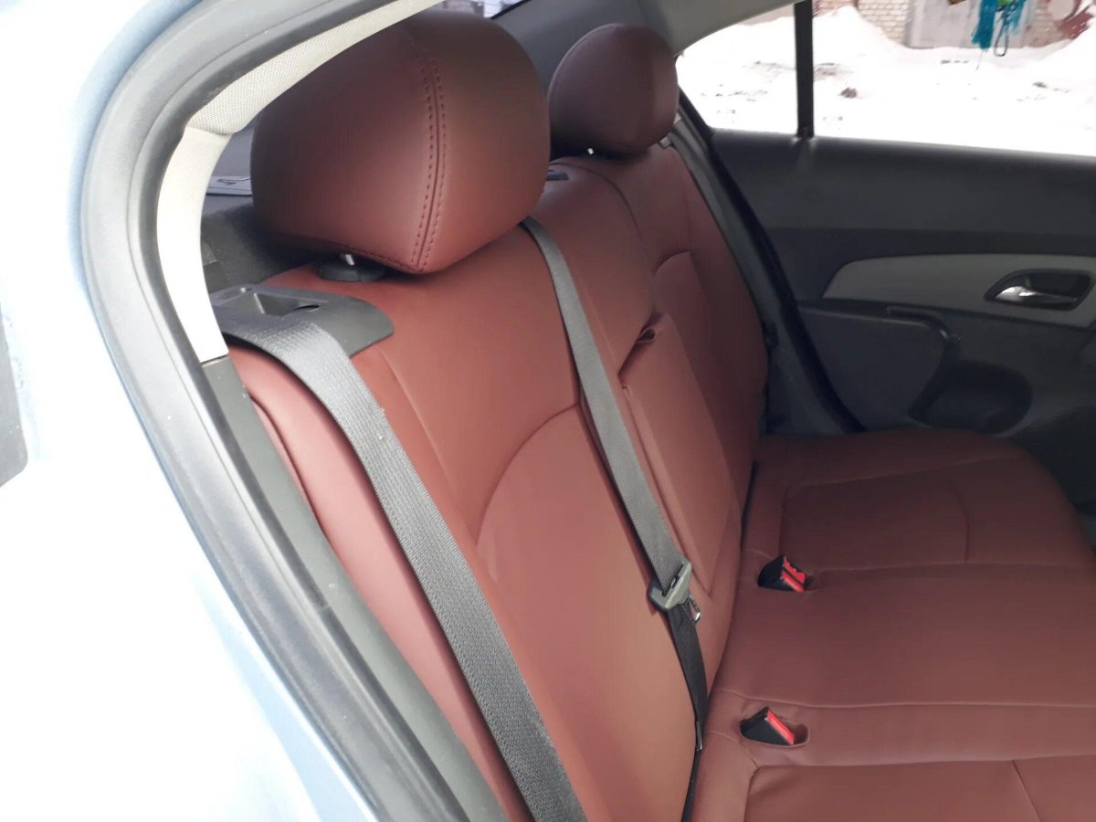 Салон Шевроле Круз экокожа