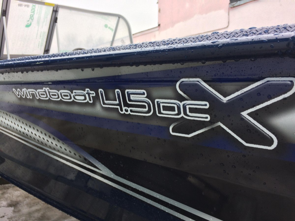 Волжанка лодка логотип