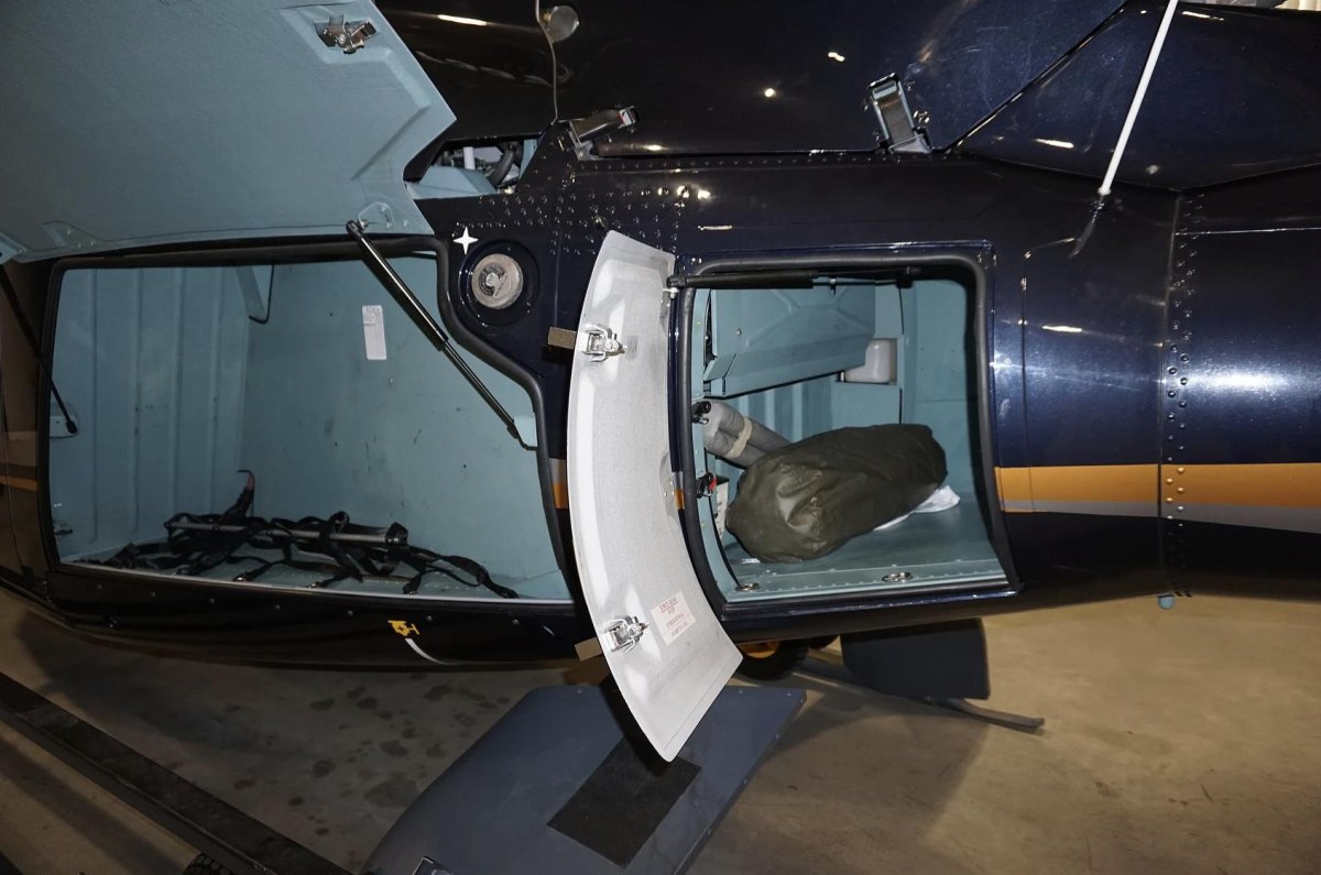 Н130 вертолет салон