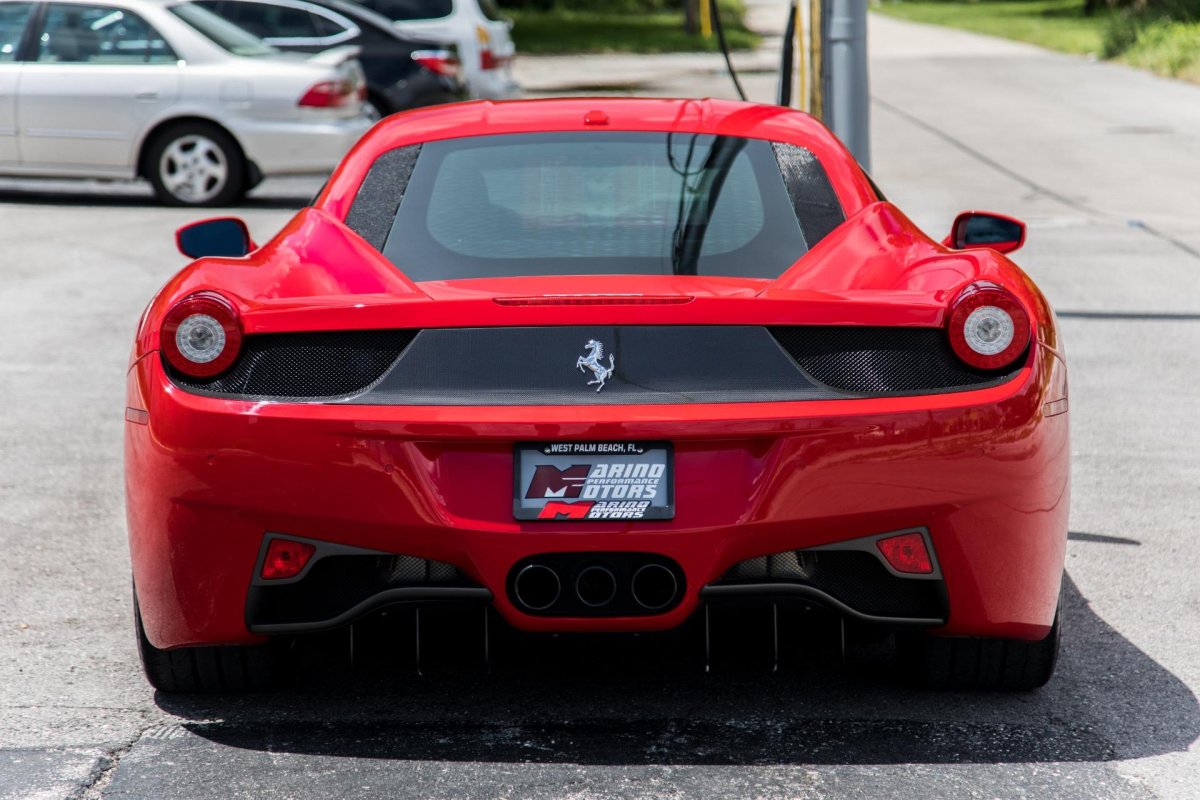 Феррари 458 Italia
