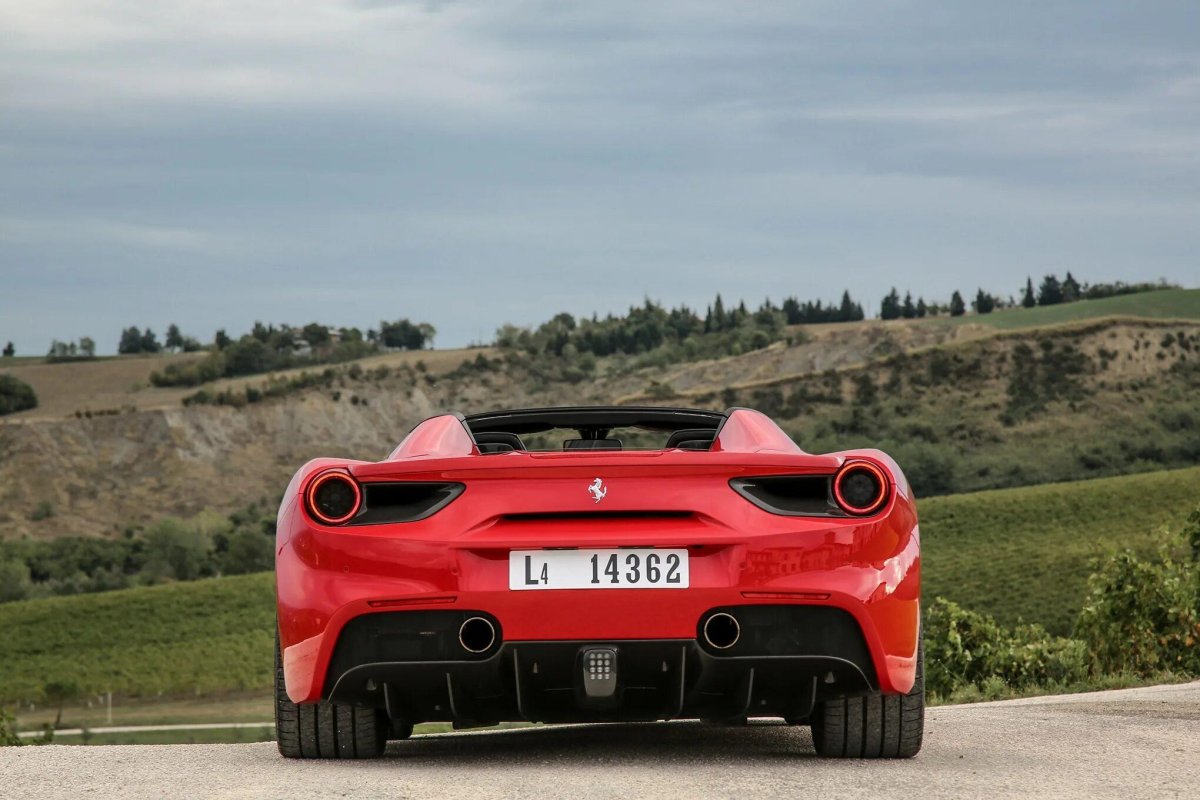 Ferrari 488