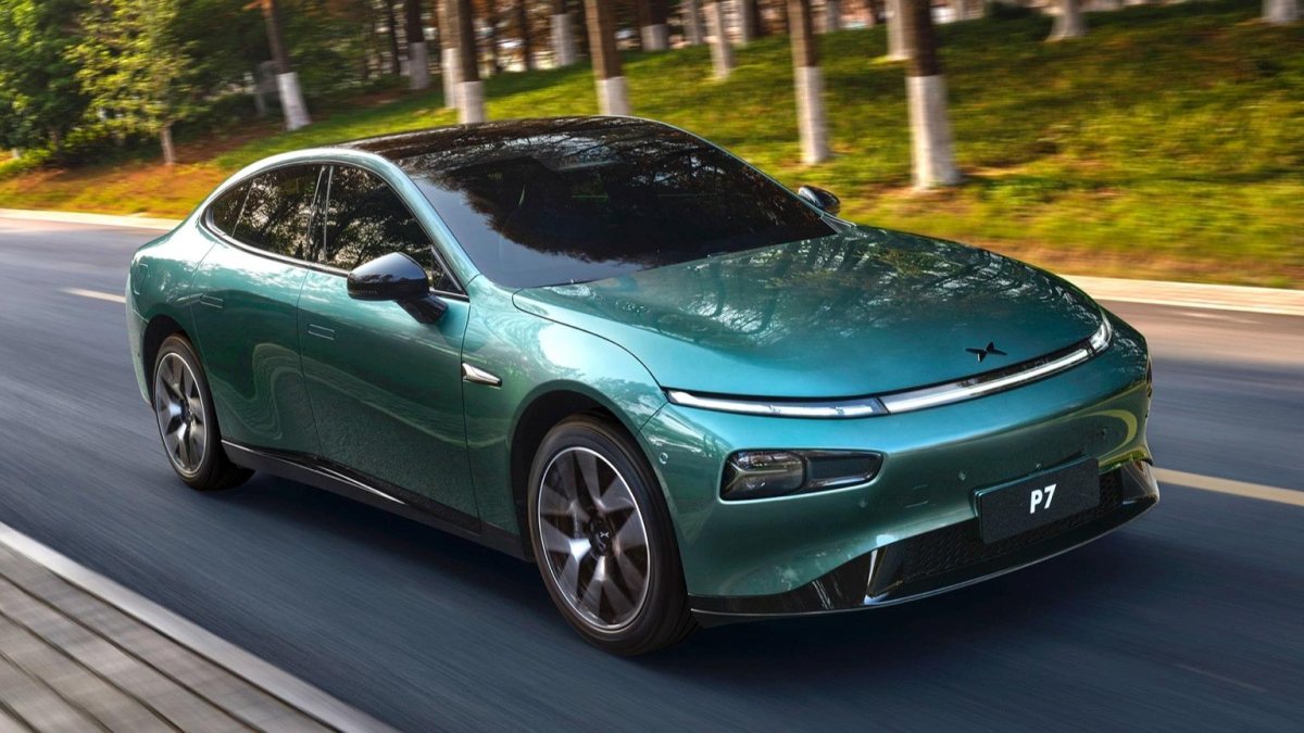 Электромобиль Xpeng p7