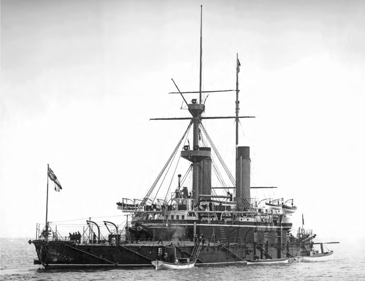 Броненосец HMS Виктория