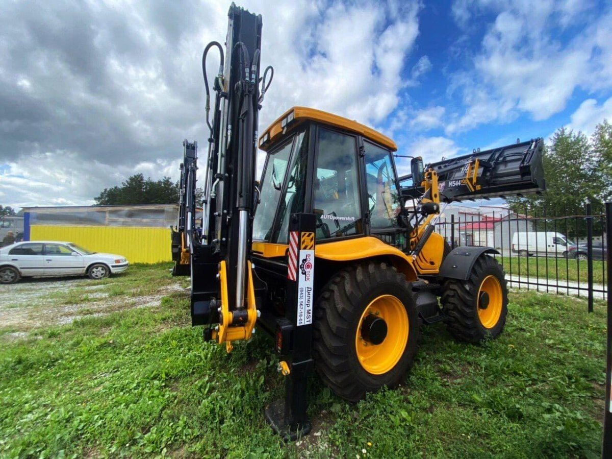 Экскаватор погрузчик МСТ 544