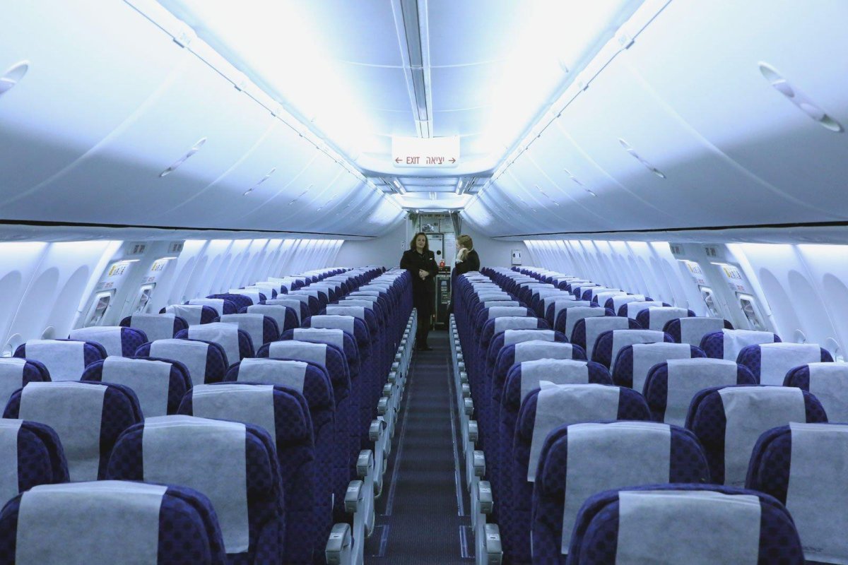 Боинг 737-900 салон