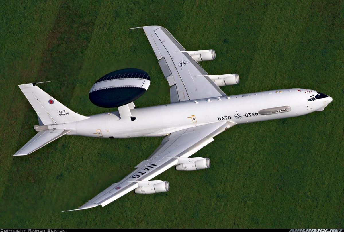 Боинг e 3a Sentry