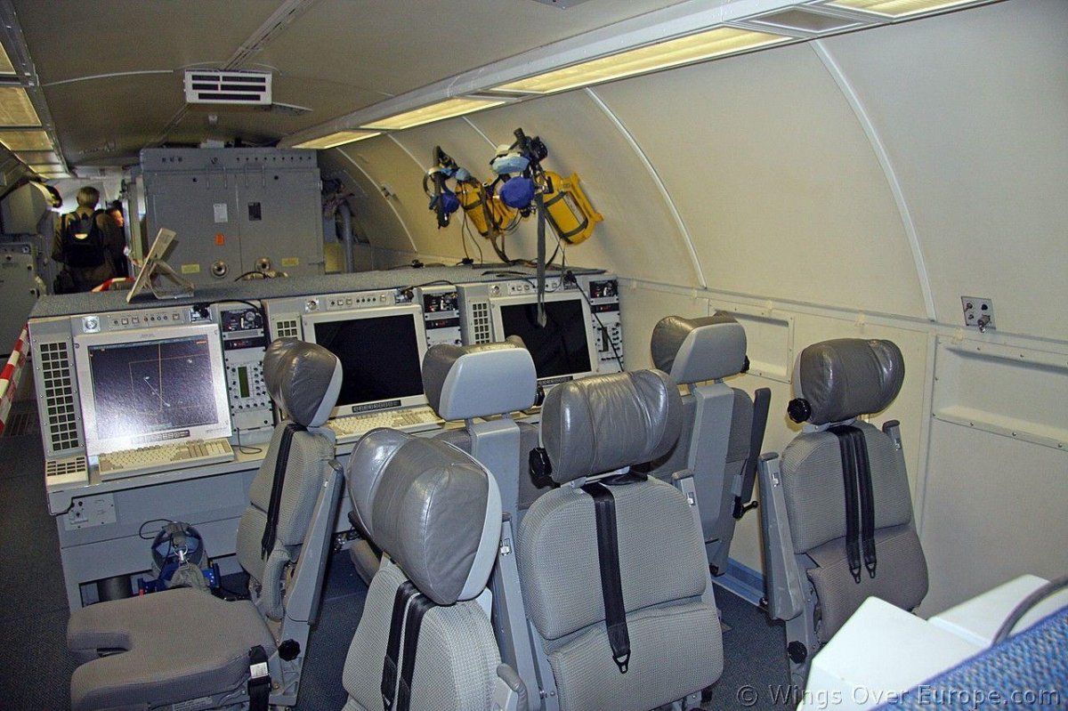 Boeing e-3a Sentry внутри