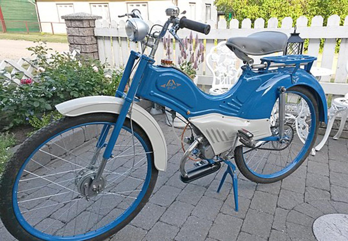 Мотовелосипед Львовянка МВ-042