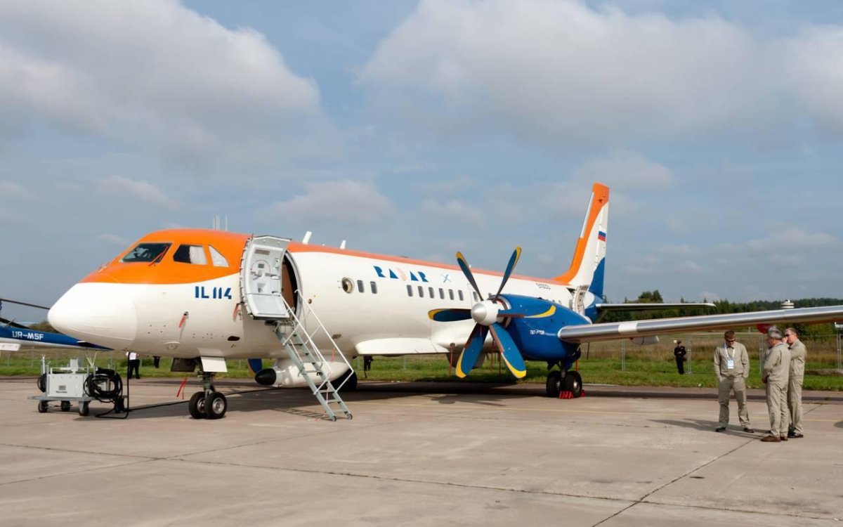 Ил-114-300
