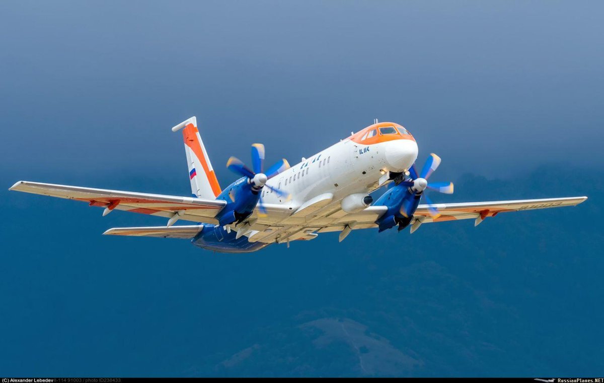 Ил-114-300