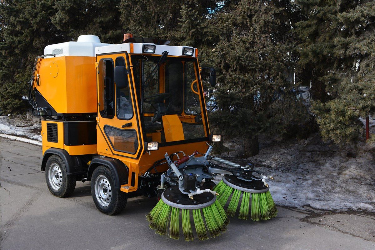 Вакуумная уборочная Коммунальная машина ВКМ 2020