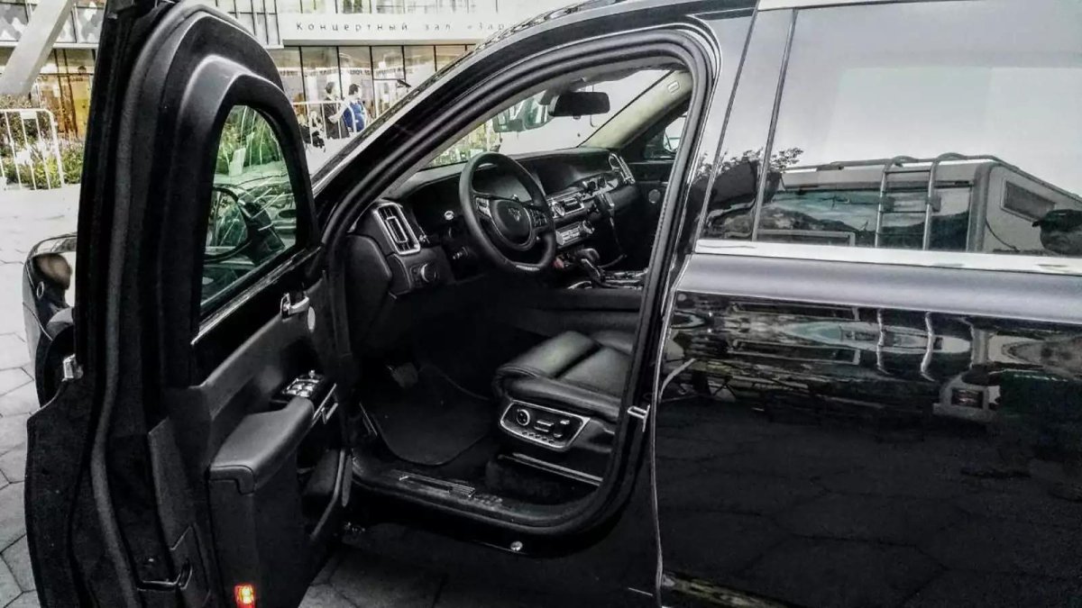 Аурус Сенат кортеж