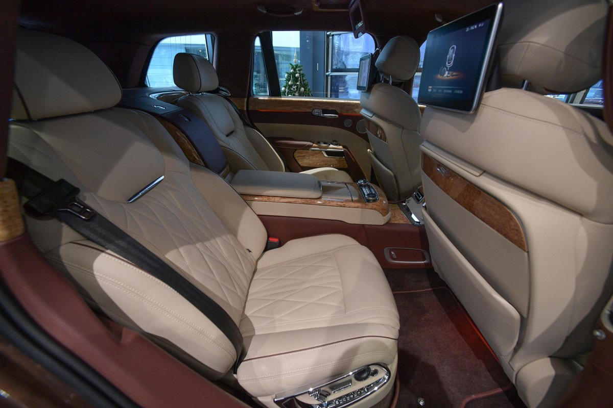 Аурус комендант салон