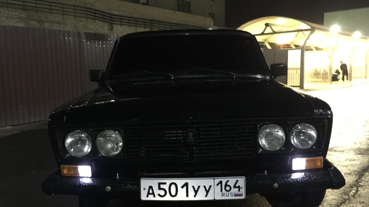ВАЗ 2106 чёрная тонированная