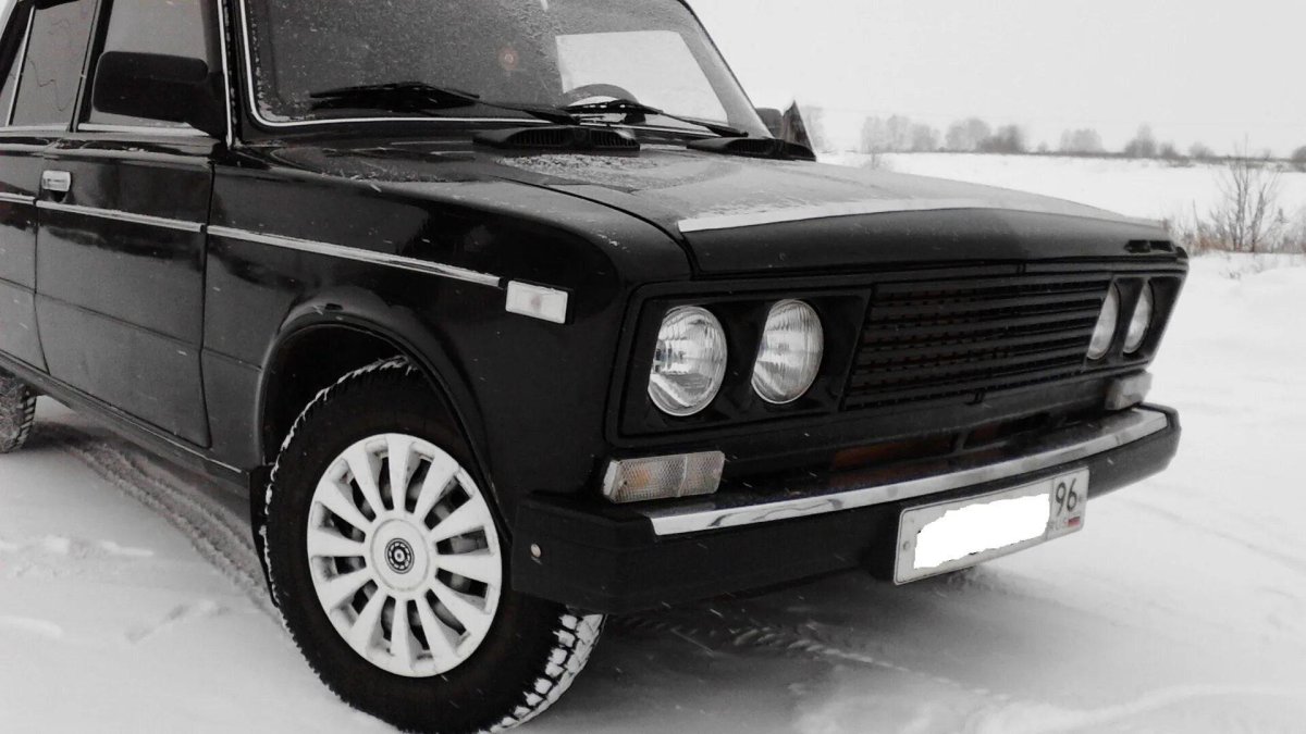 Жигули ВАЗ 2106 черная