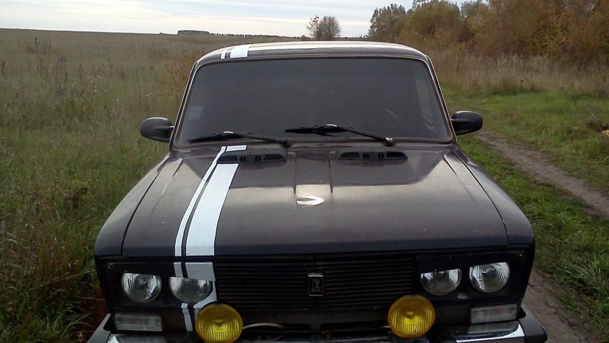 ВАЗ 2106 черный матовый