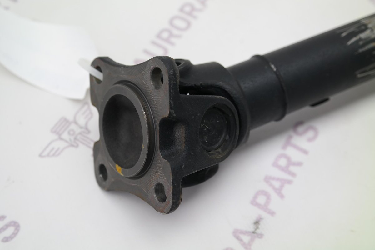 Передний кардан Велар