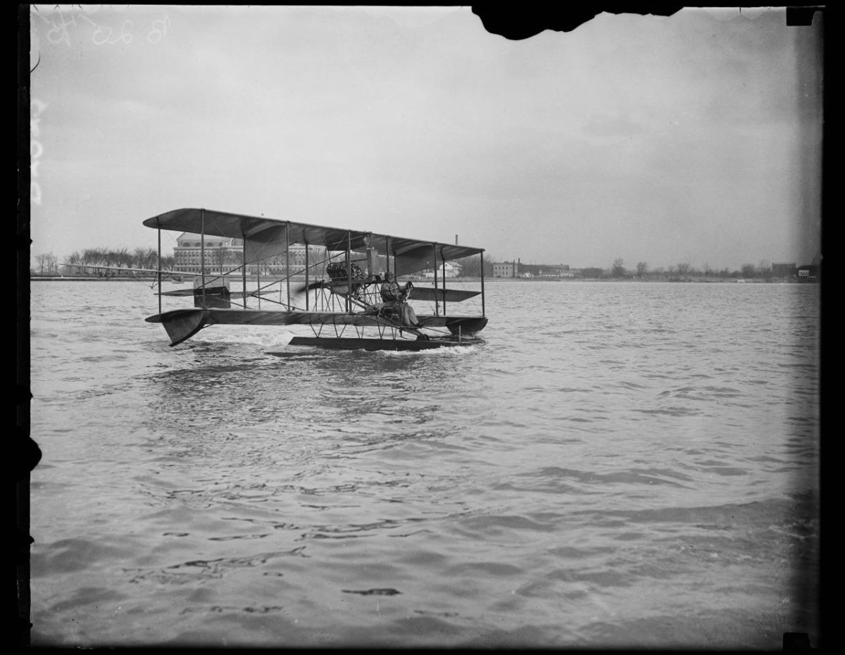 Curtiss Pusher model a