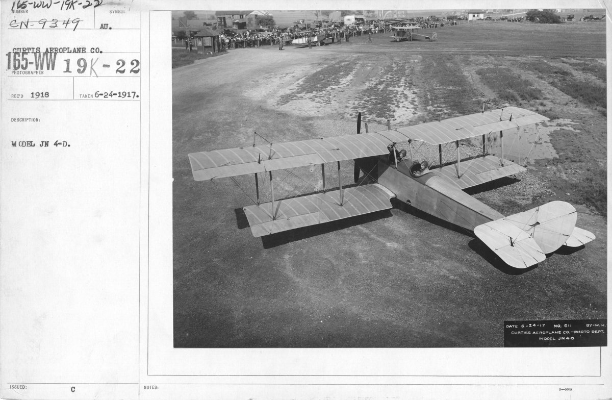 Самолет Curtiss JN Jenny