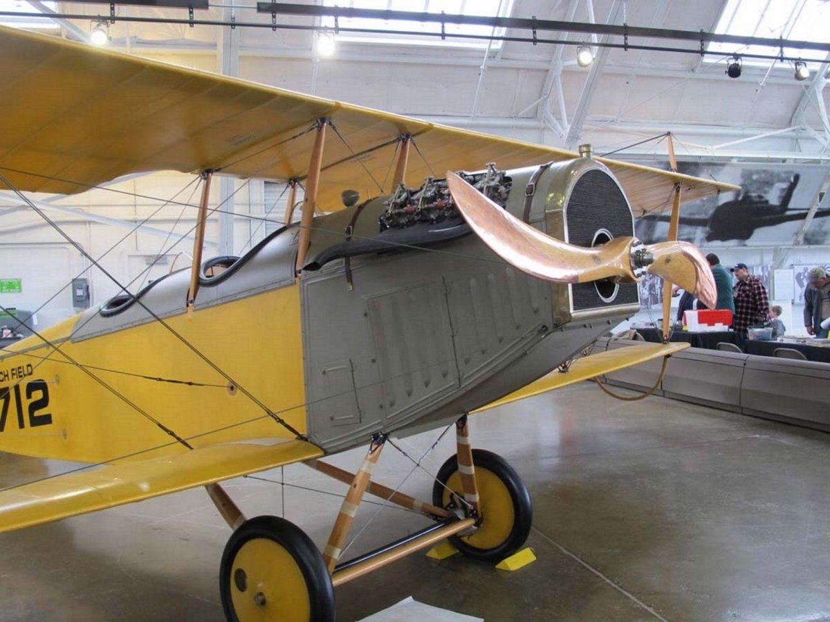 Curtiss JN-4