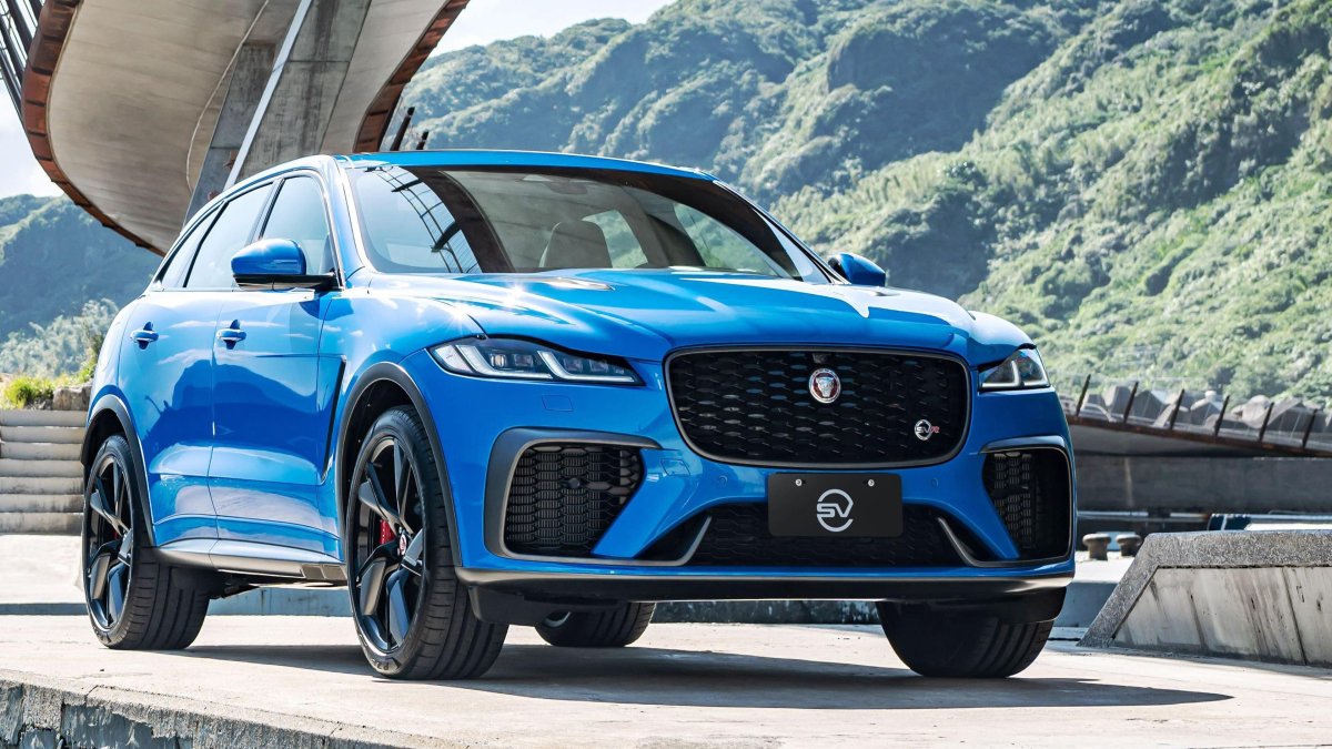 Jaguar f-Pace SVR 2022