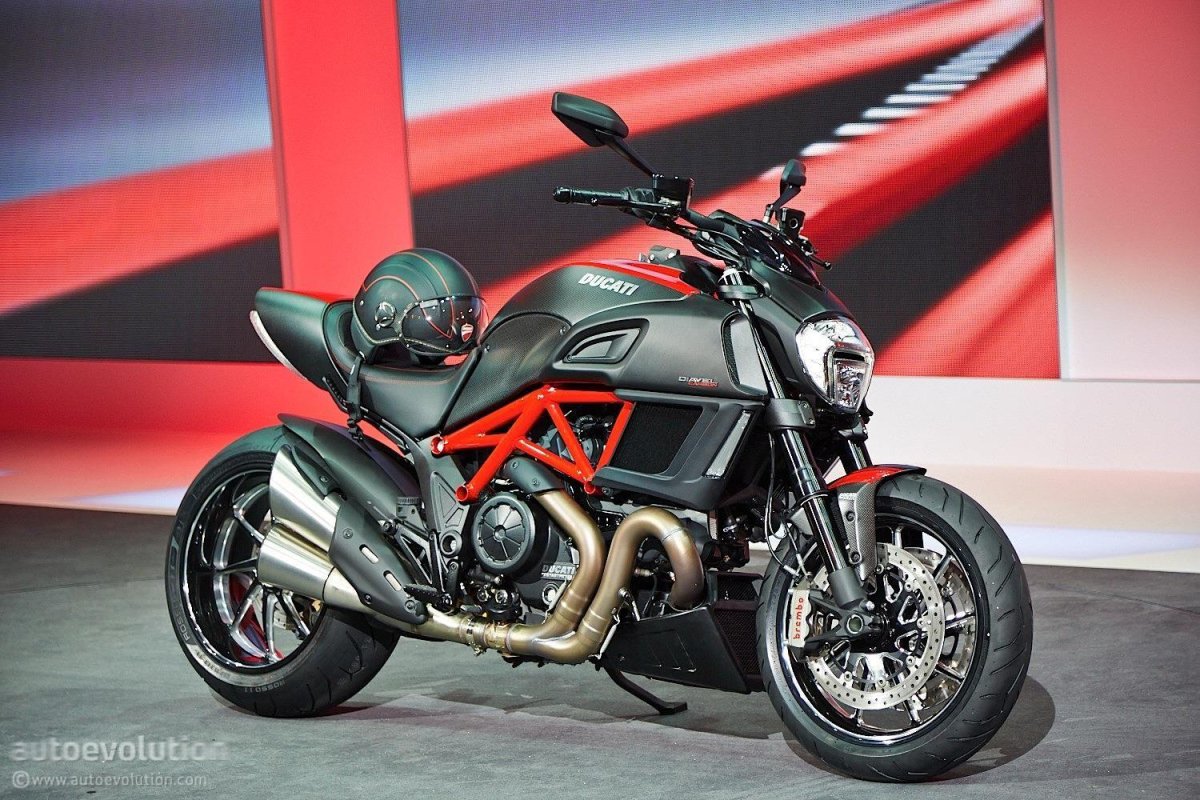 Дукати Диавел мотоцикл