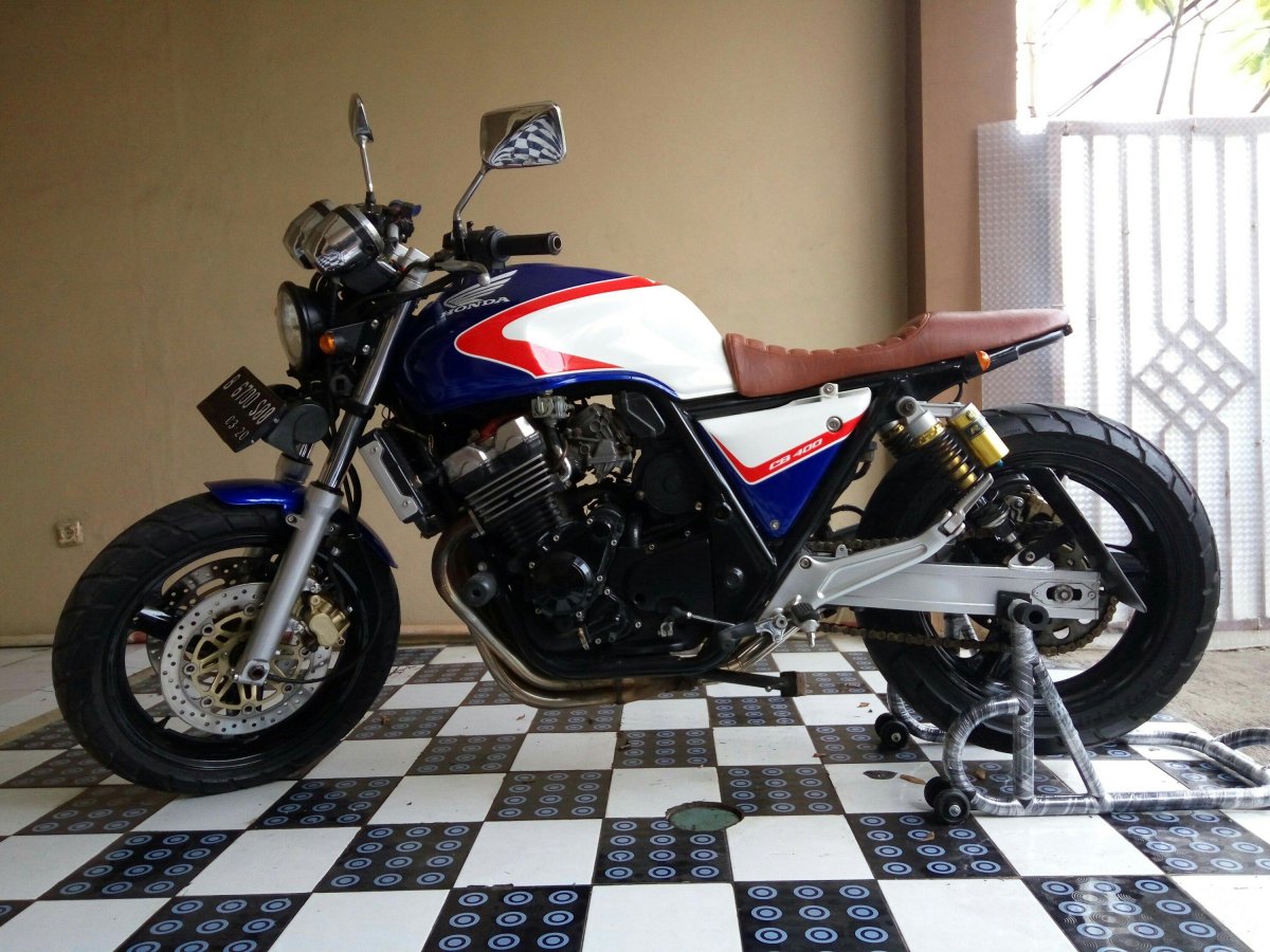 Honda cb400sf