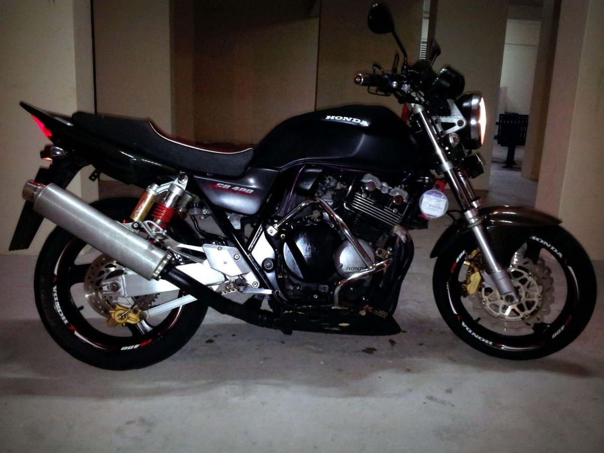 Honda cb400sf