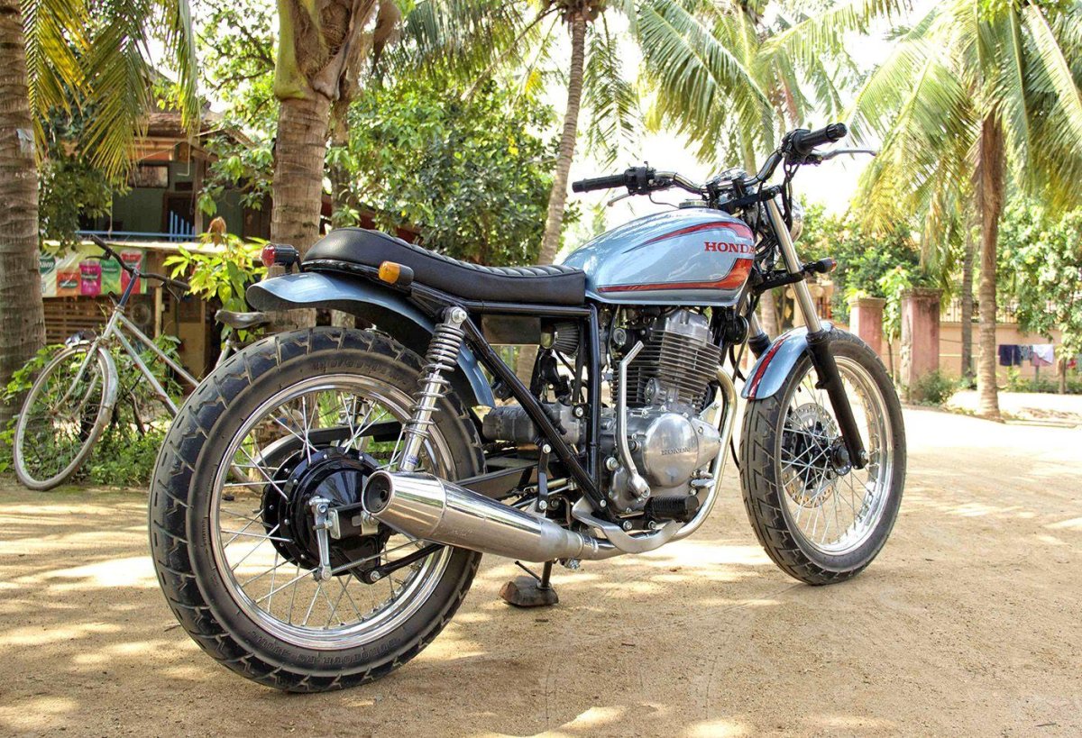 Хонда CB 400 SS