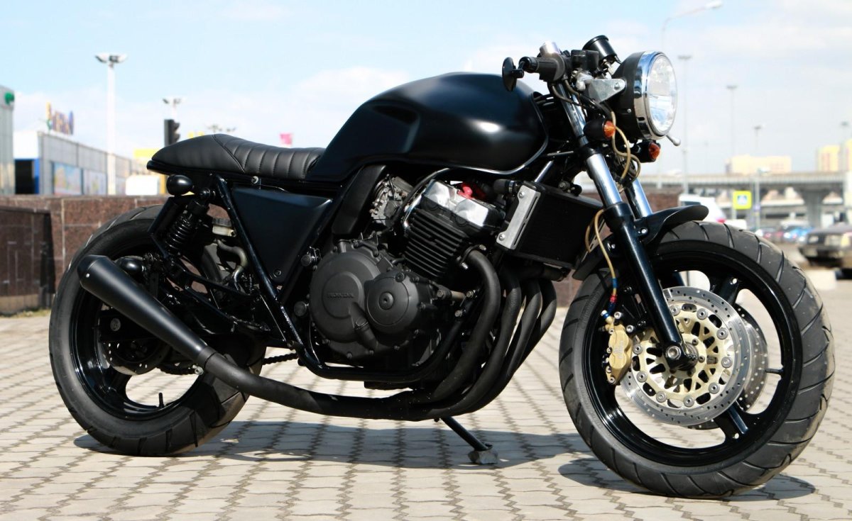 Honda CB 400 Cafe Racer