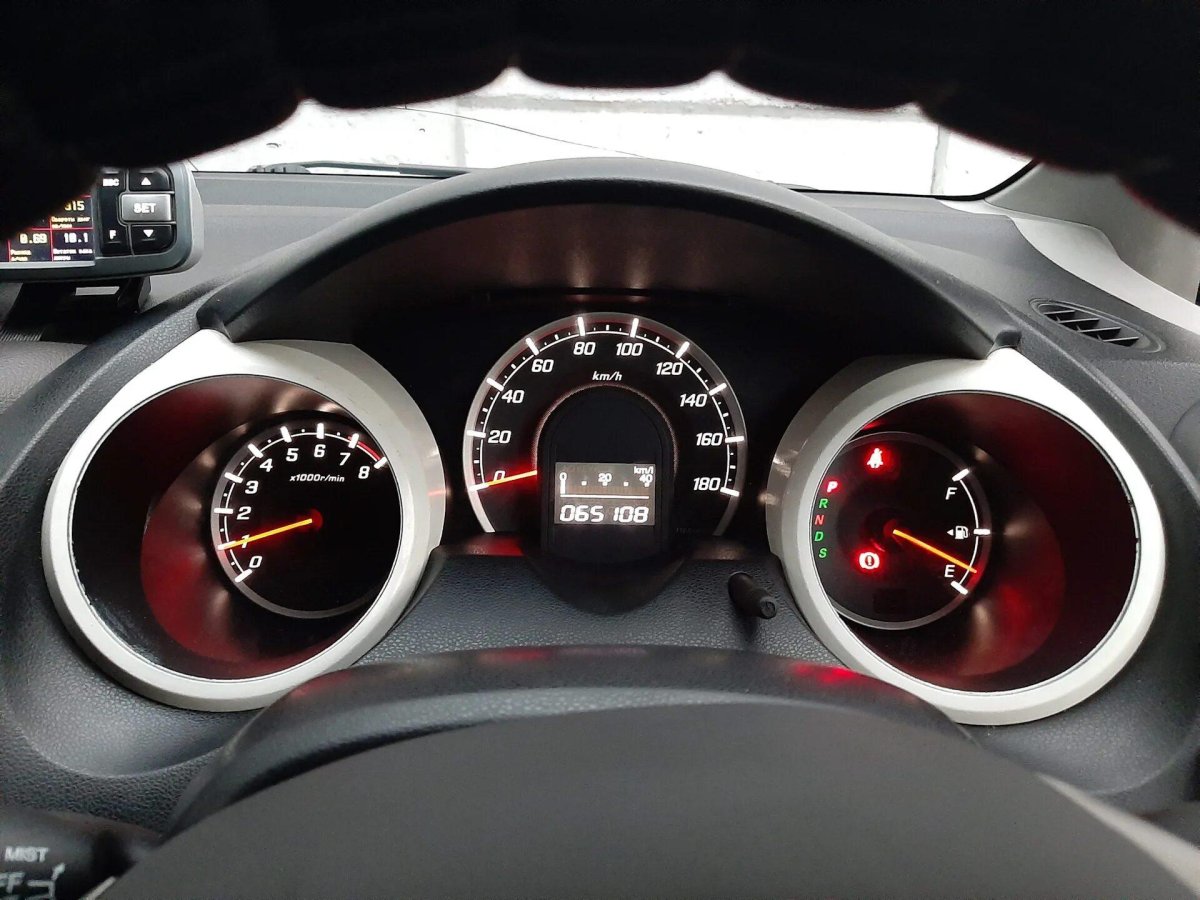 Хонда фит спидометр