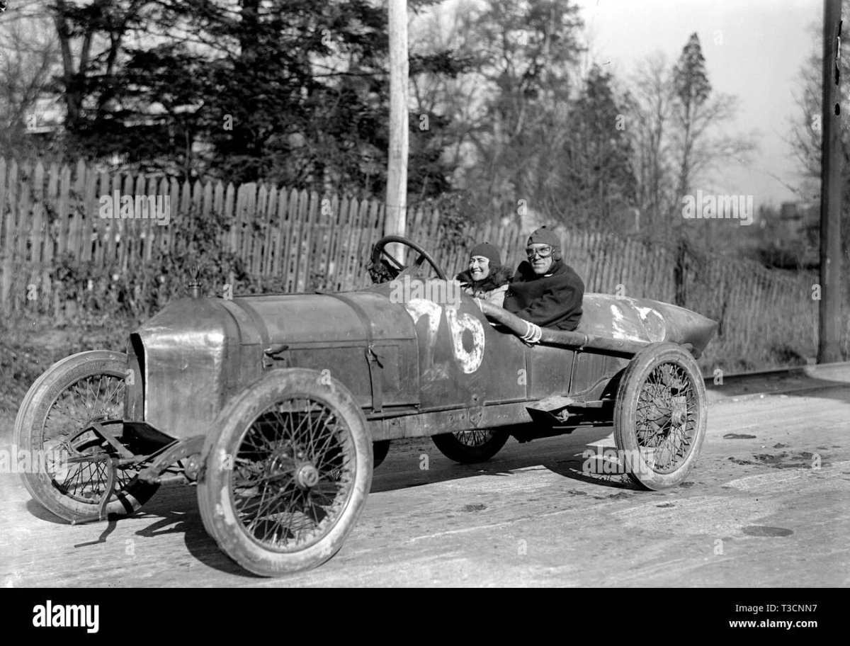 Элинор Блевинс