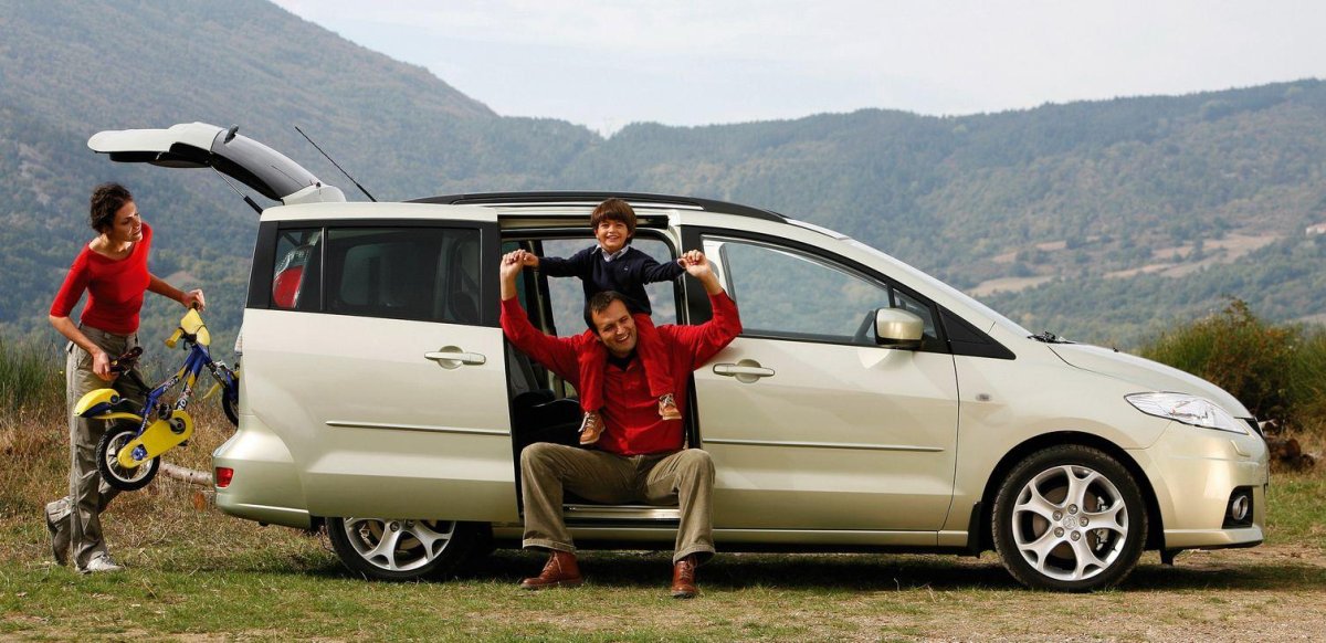 Семейный автомобиль