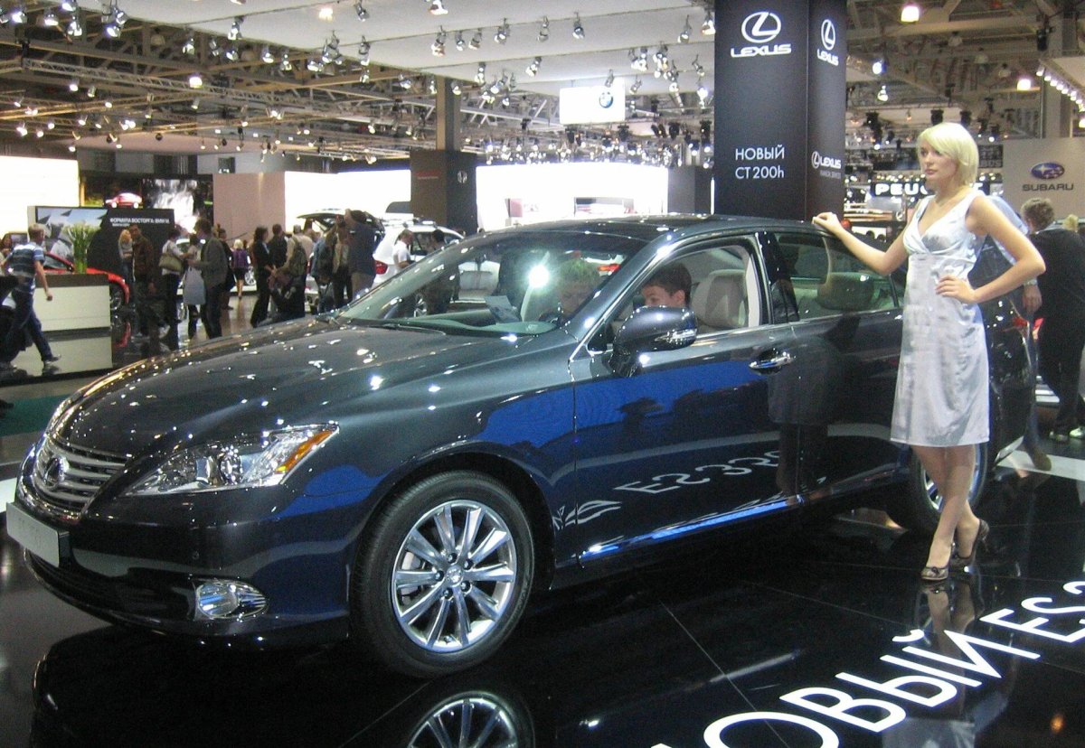 Автовыставка СПБ 2023