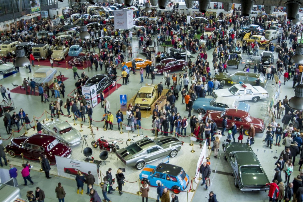 Олдтаймер галерея Ильи Сорокина в Москве