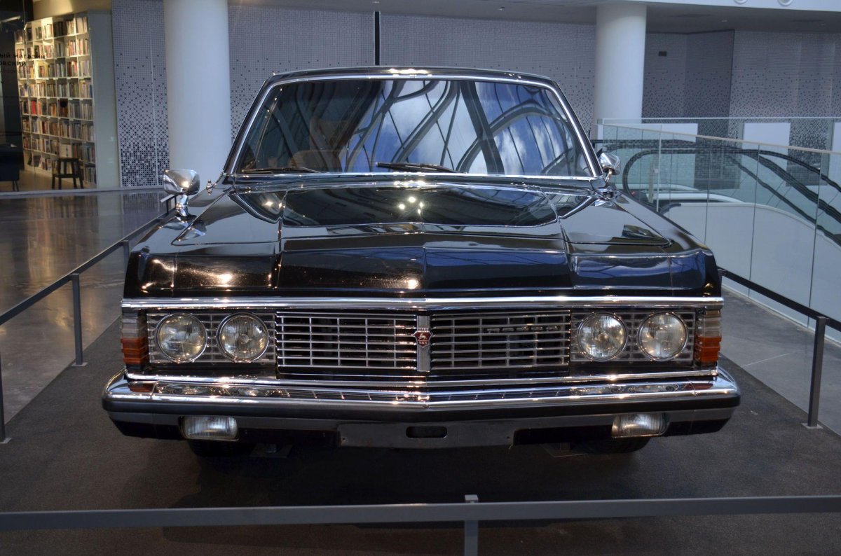 ГАЗ-14 Чайка