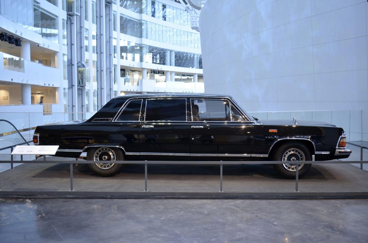 Лимузин ЗИЛ-41052