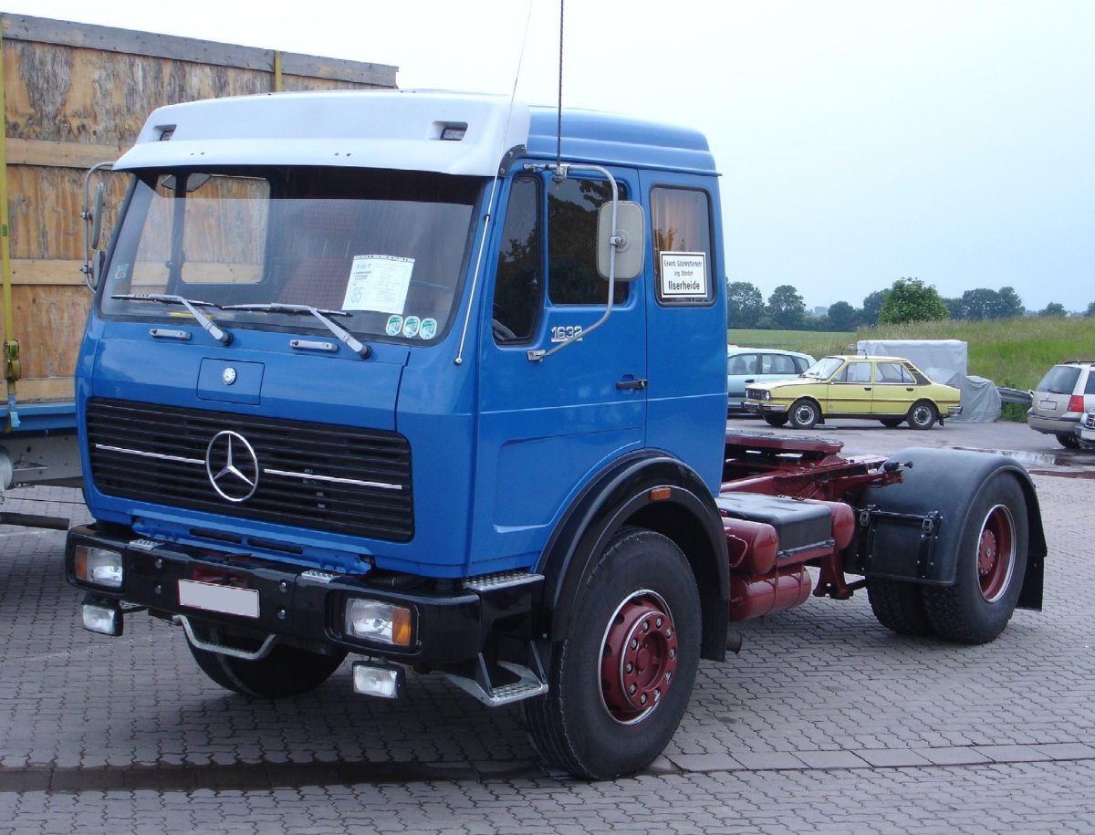Mercedes Benz ng 1632