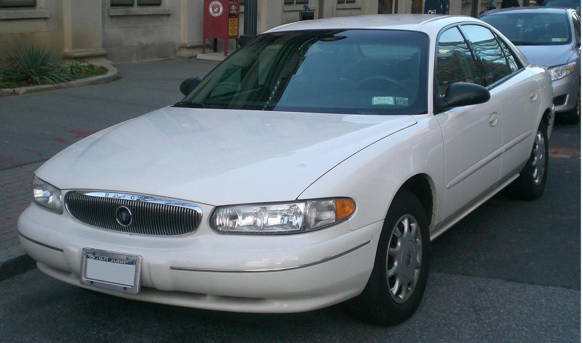 Buick Century 2000